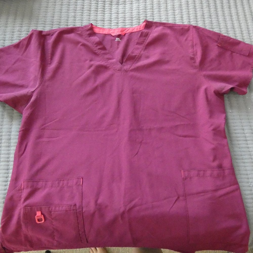 Carhartt Scrub Top